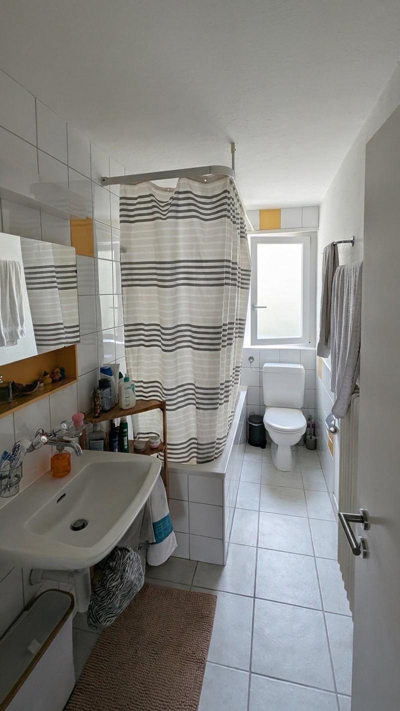 4.5-Zimmer-Wohnung im Grünen mit Top-Anbindung (7)