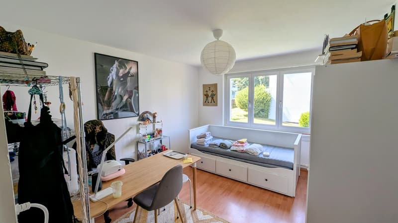 4.5-Zimmer-Wohnung im Grünen mit Top-Anbindung (5)