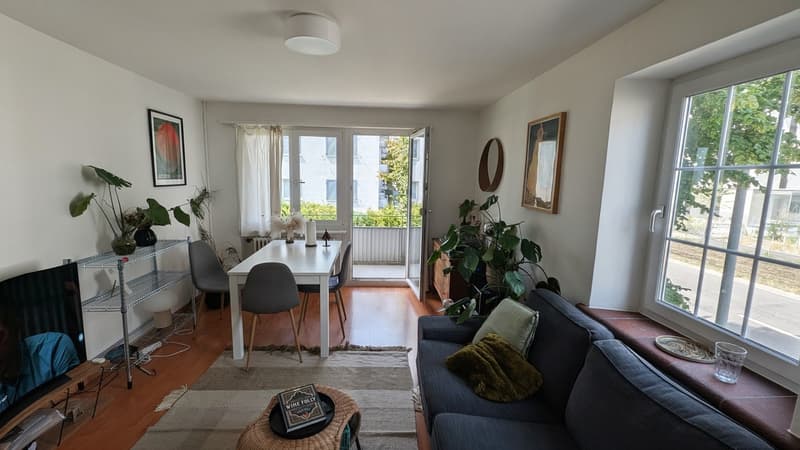 4.5-Zimmer-Wohnung im Grünen mit Top-Anbindung (1)