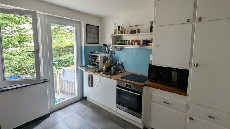 4.5-Zimmer-Wohnung im Grünen mit Top-Anbindung (4)