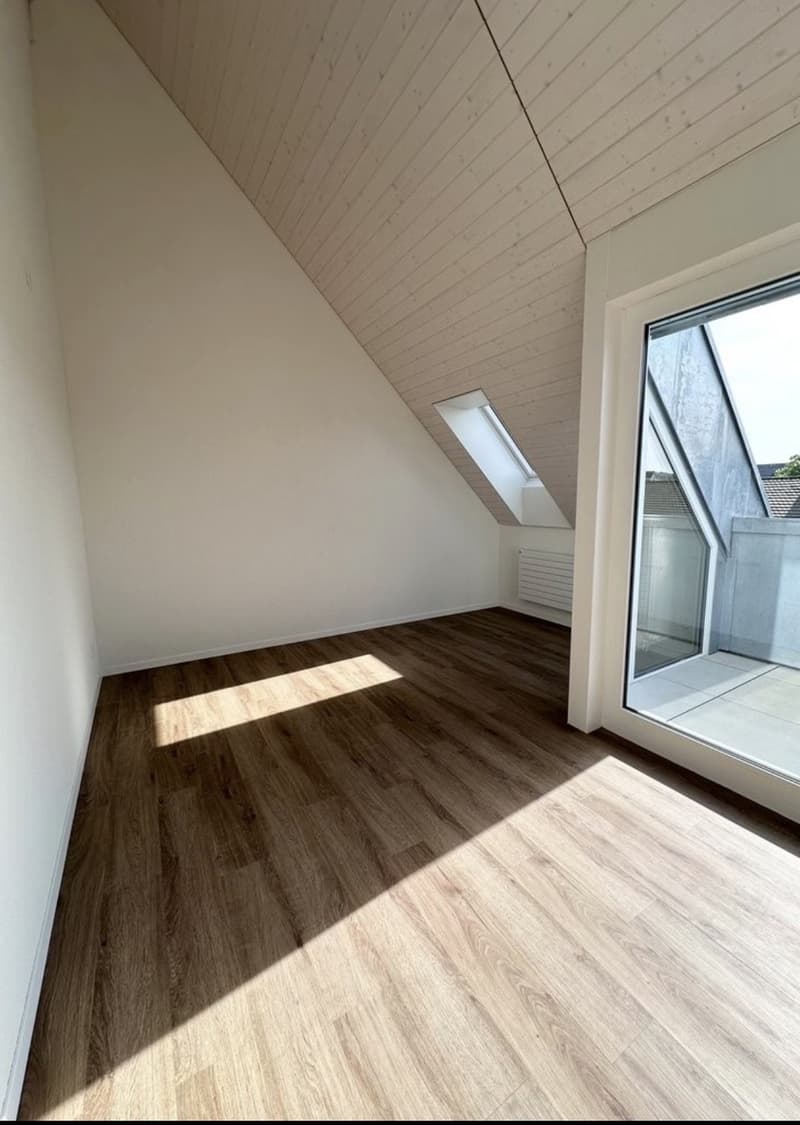 Apartment (5)