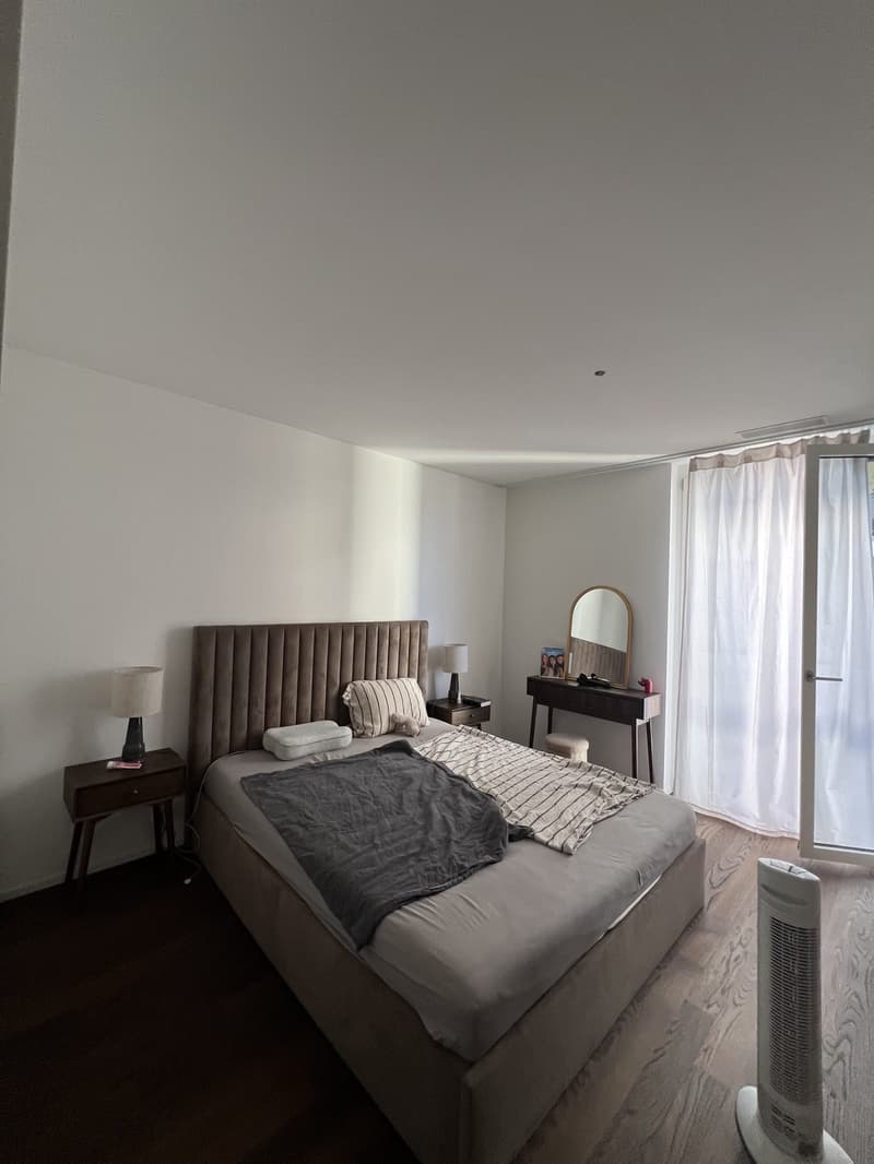 Moderne 2.5-Zimmer-Neubauwohnung im Glasi Areal in Bülach (3)