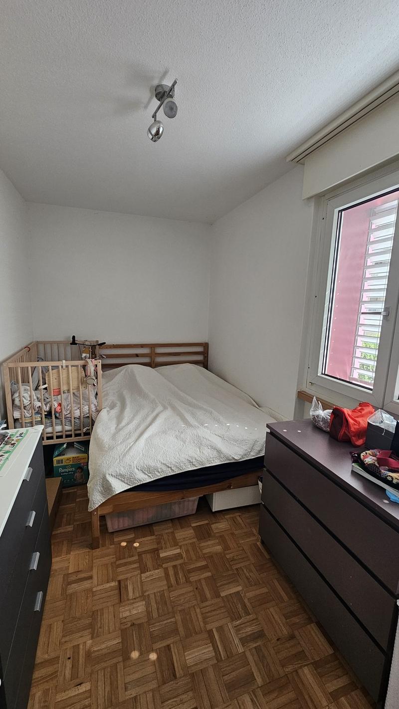Helle 4.5-Zimmer-Wohnung (76 m²) mit Südbalkon (11)