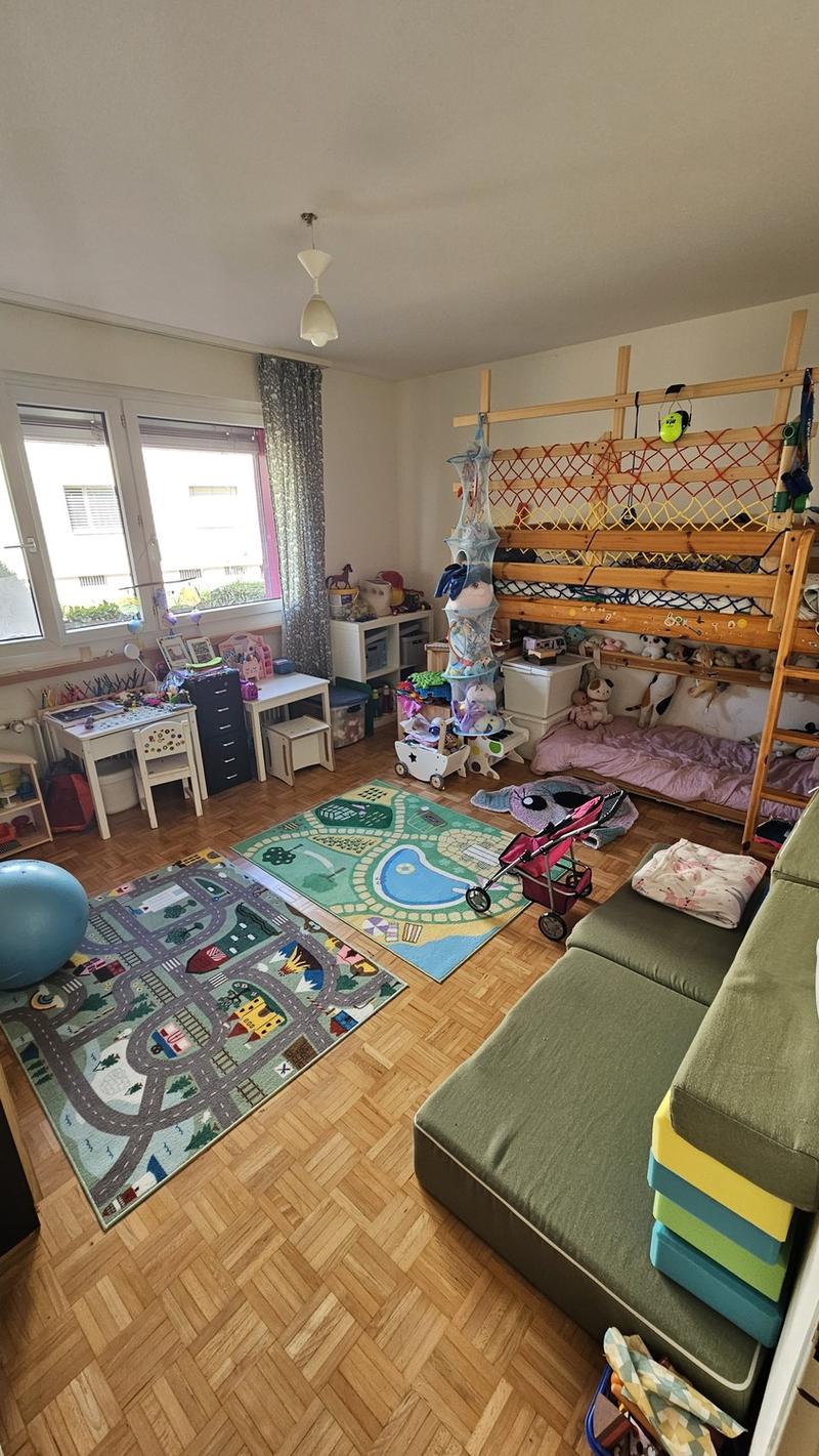 Helle 4.5-Zimmer-Wohnung (76 m²) mit Südbalkon (12)