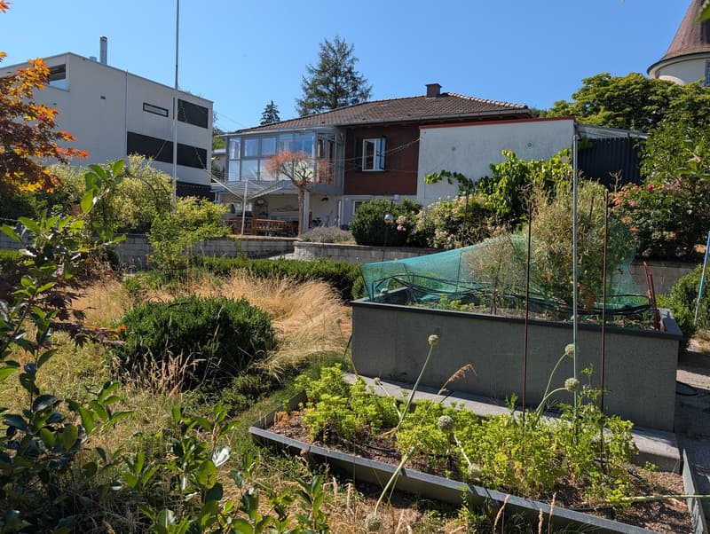Zimmer für Wochenaufenthalter in Einfamilienhaus mit grossem GArten (2)