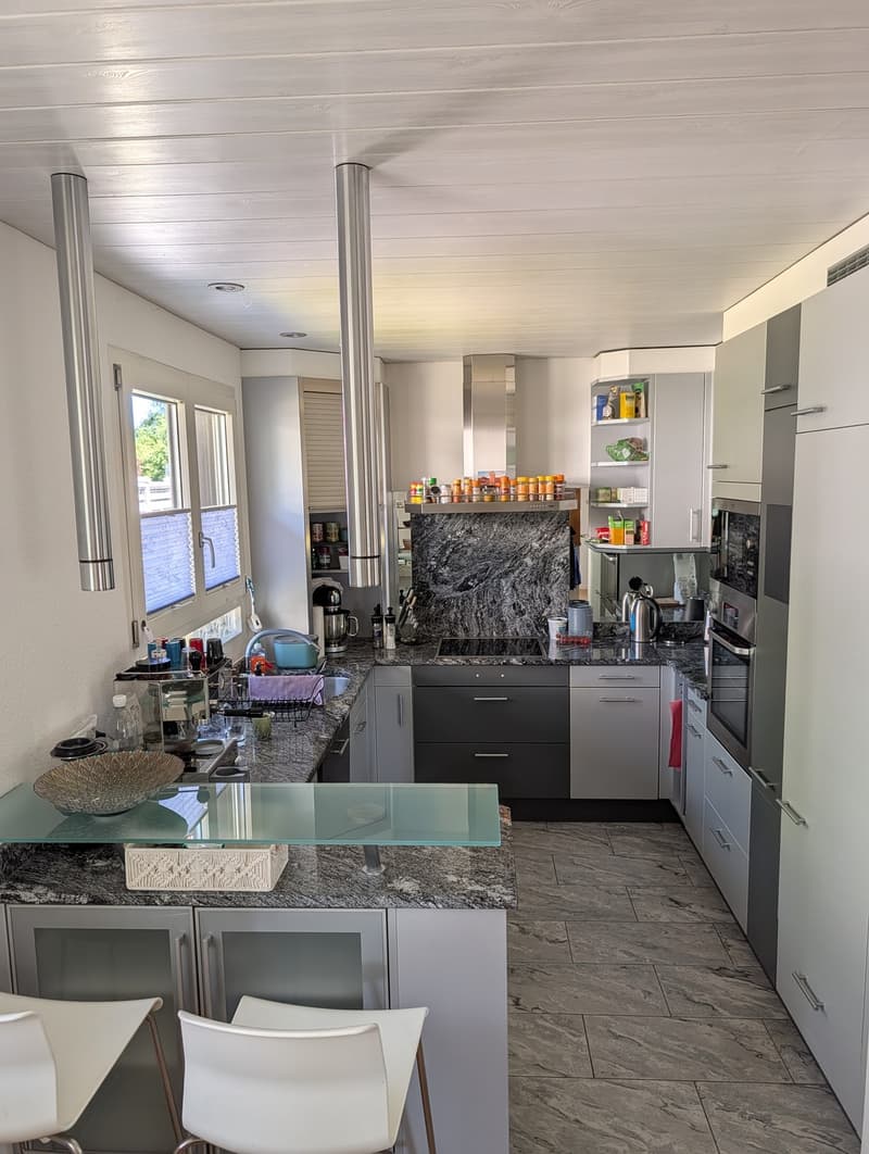 Zimmer für Wochenaufenthalter in Einfamilienhaus mit grossem GArten (3)
