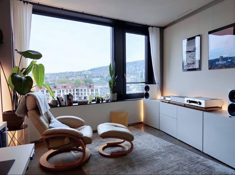 Room in a social shared apartment at Europaallee, Zurich (1)