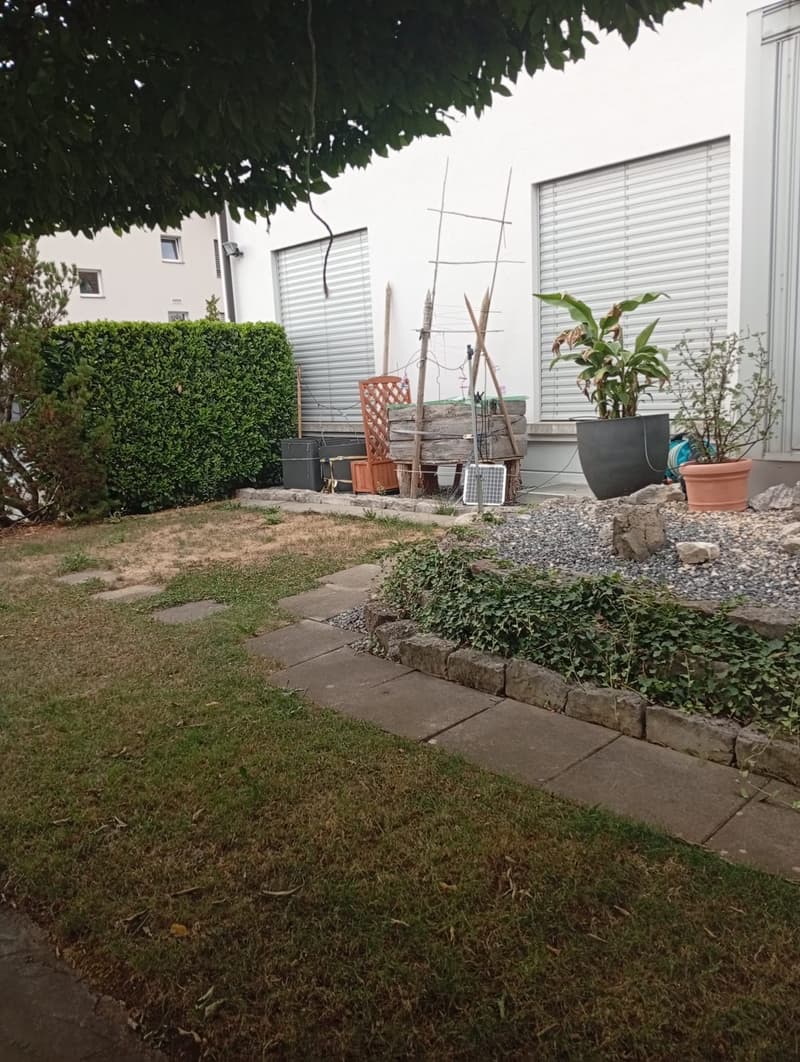Charmante 5.5 Zi-Whg Maisonette mit grossem, pflegeleichten Garten (6)