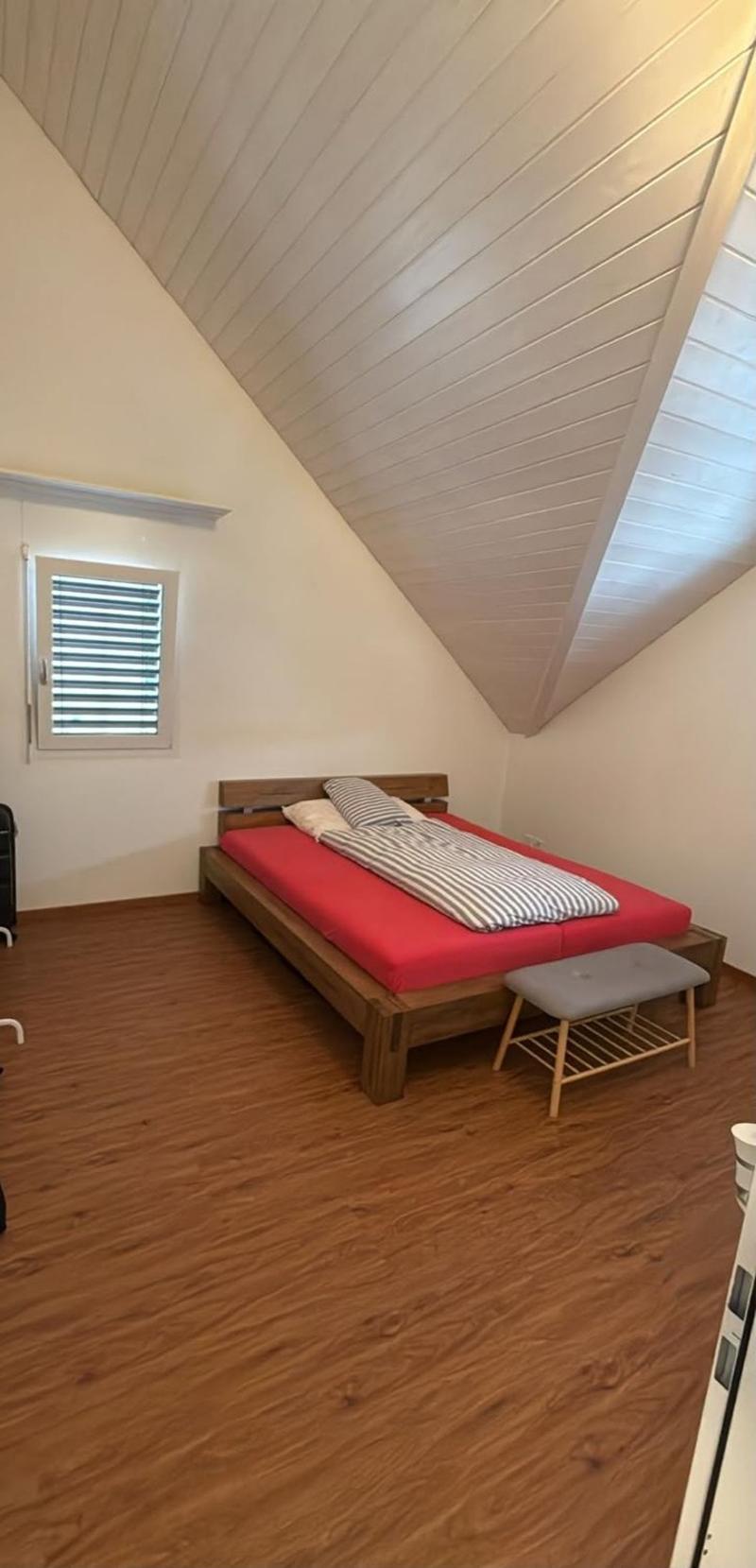 Nachmieter gesucht - Helle 4.5 Zimmer Maisonettewohnung in Eschenbach (4)