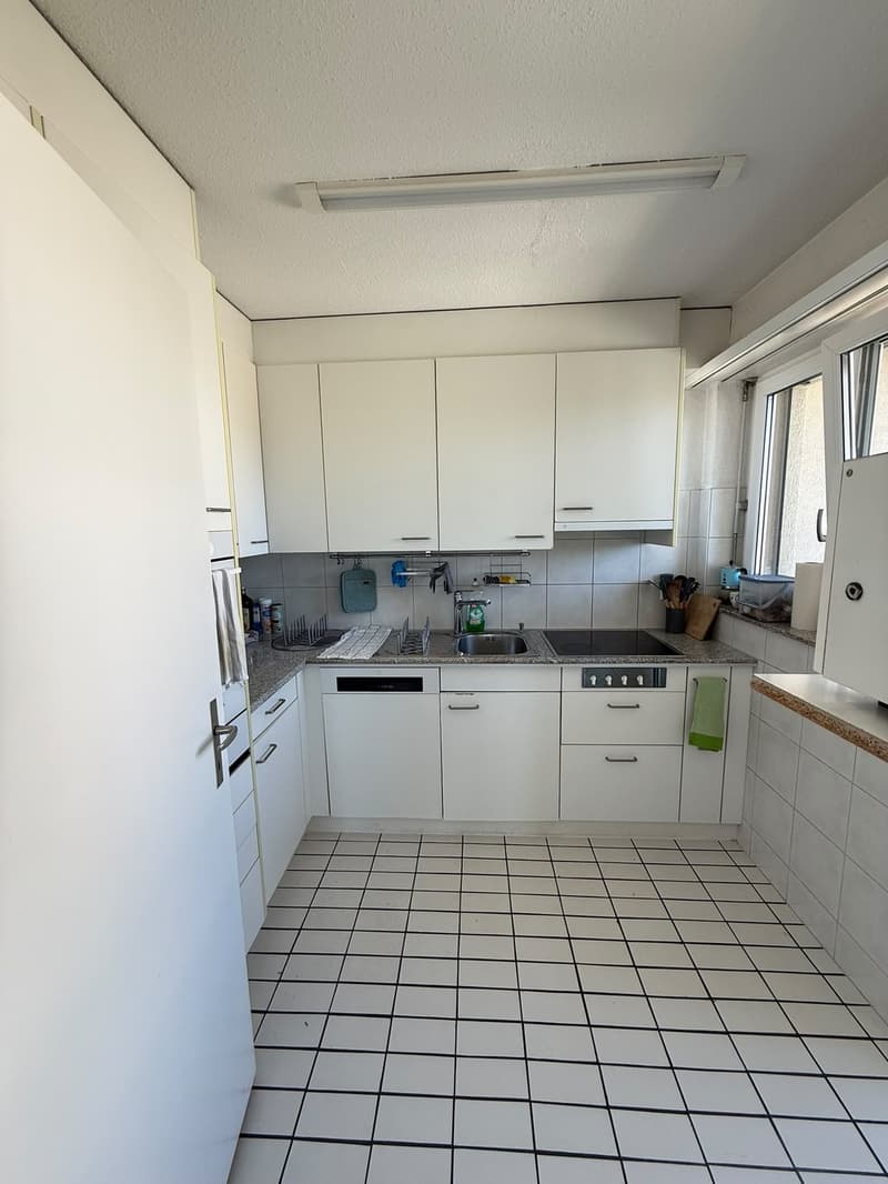 Big Furnished Room in WG in Thalwil (9 mins to HB) (5)