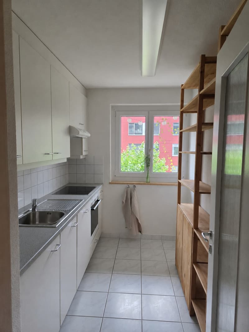 Möbelierte 2.5 Zi.Wohnung in bester Lage (3)