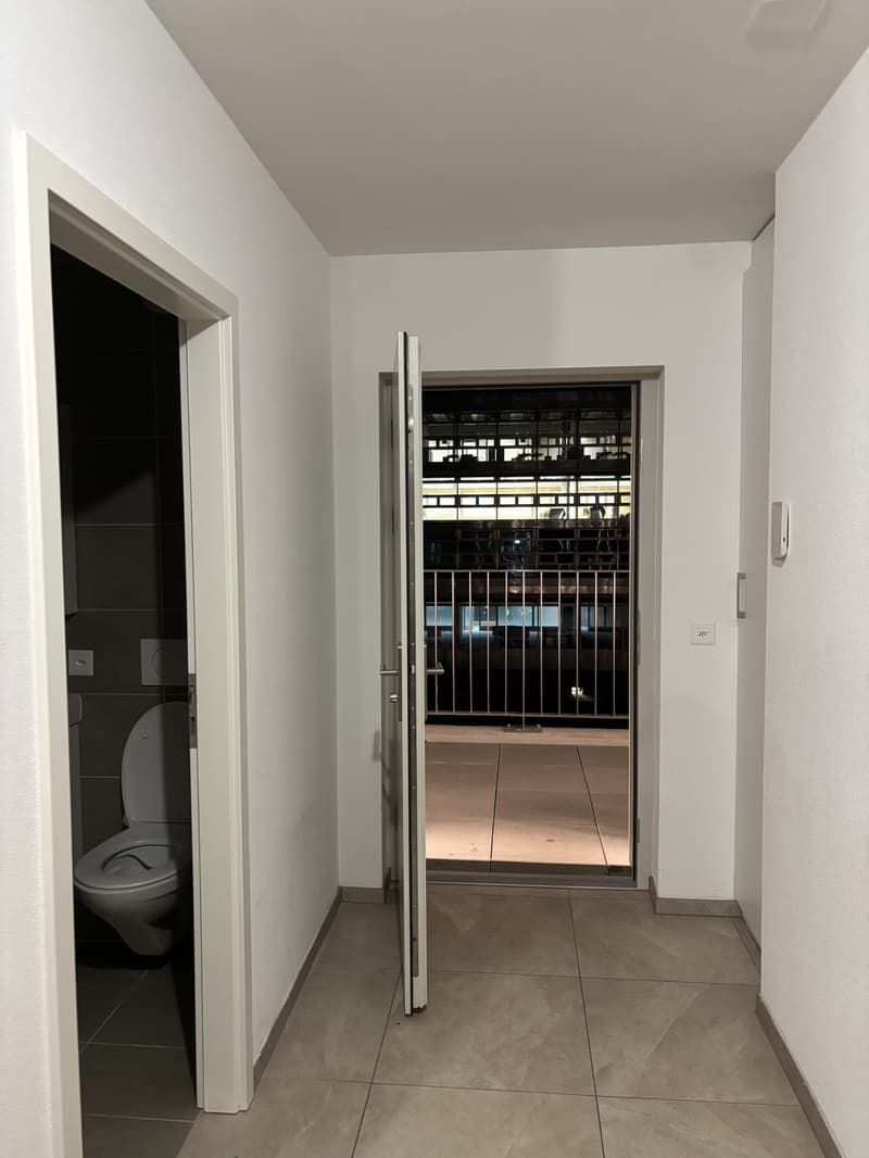 Transfer of lease- 1.5 room (3)
