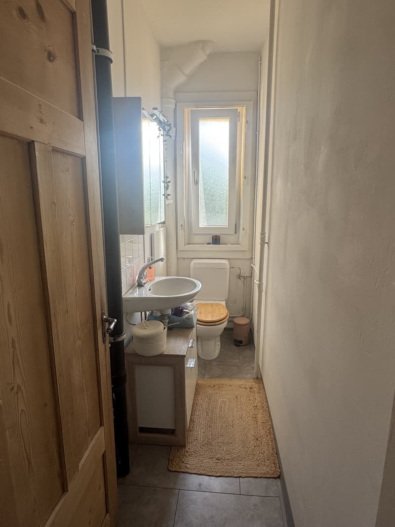 Charmante 2½-Zimmer-Altbauwohnung mit Balkon im beliebten Länggassquartier (5)