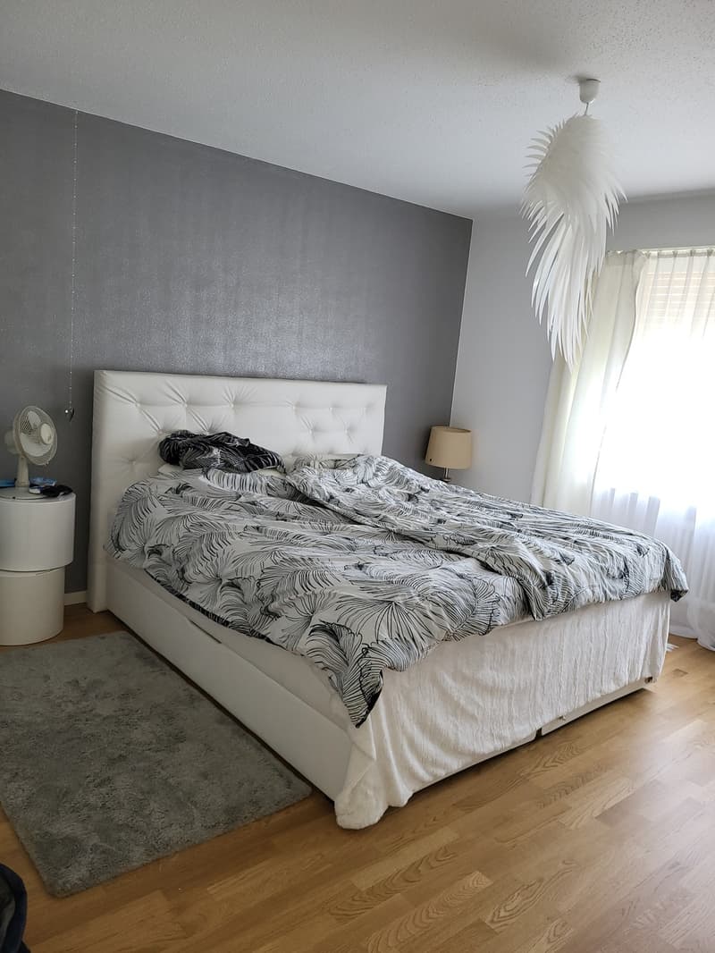 Familienfreundliche, geräumige, 4 ZI Wohnung (10)