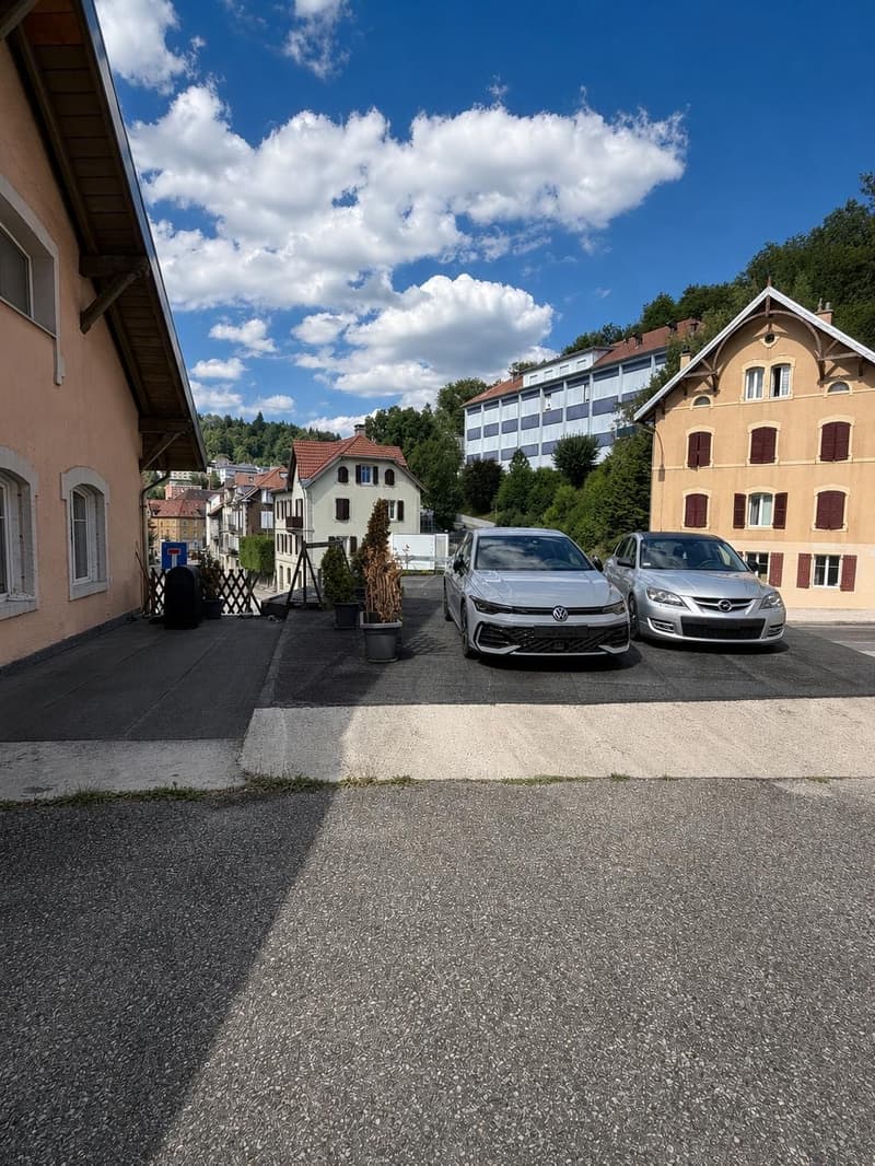Loft de 200 m2 au rez-de-chaussée (1)