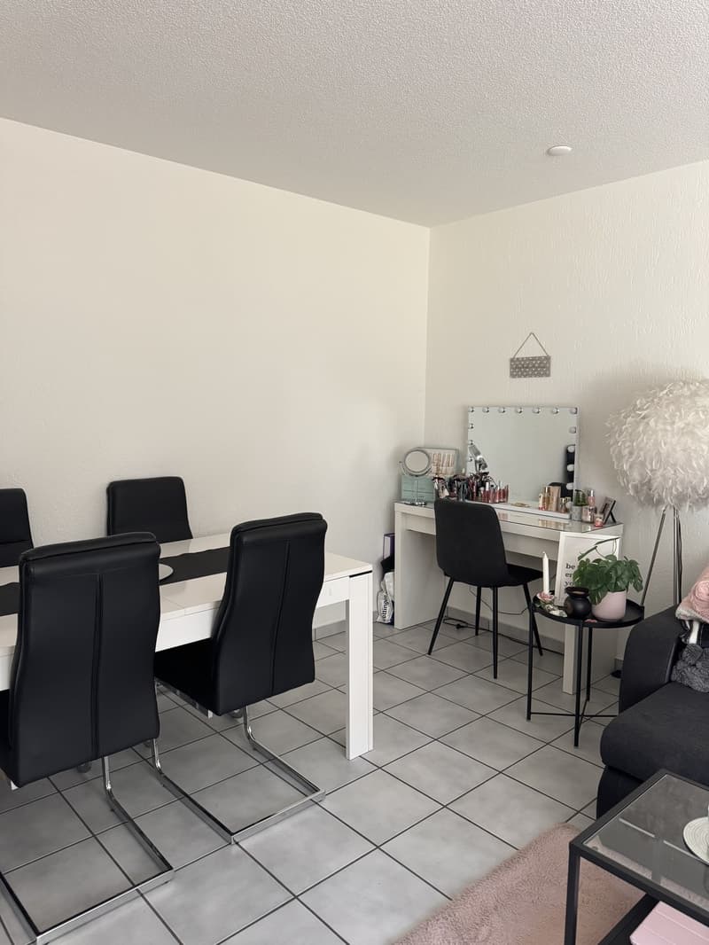 Nachmieter gesucht  schöne 2.5 Zimmer Wohnung in Mülligen (4)
