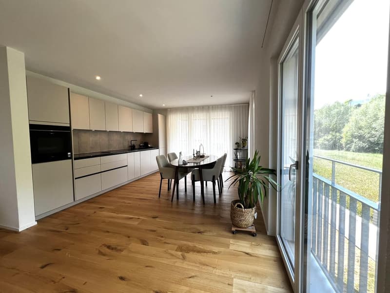 "Moderne 4.5-Zimmer-Neubauwohnung mit Balkon und schöner Aussicht in Wölflinswil" (1)