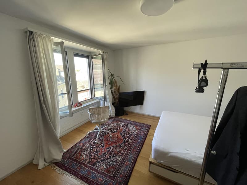 Befristet, Zimmer in 4er WG zu vermieten, Kreis 5 (2)