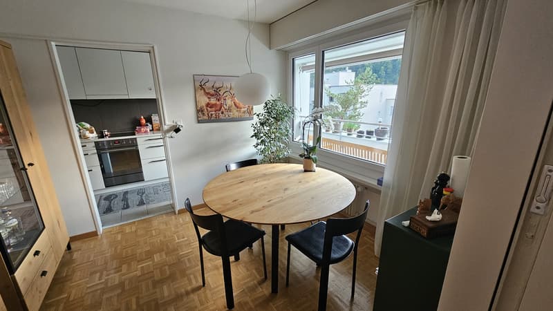 Helle 3 1/2-Zimmer Wohnung im 5. Stock (3)