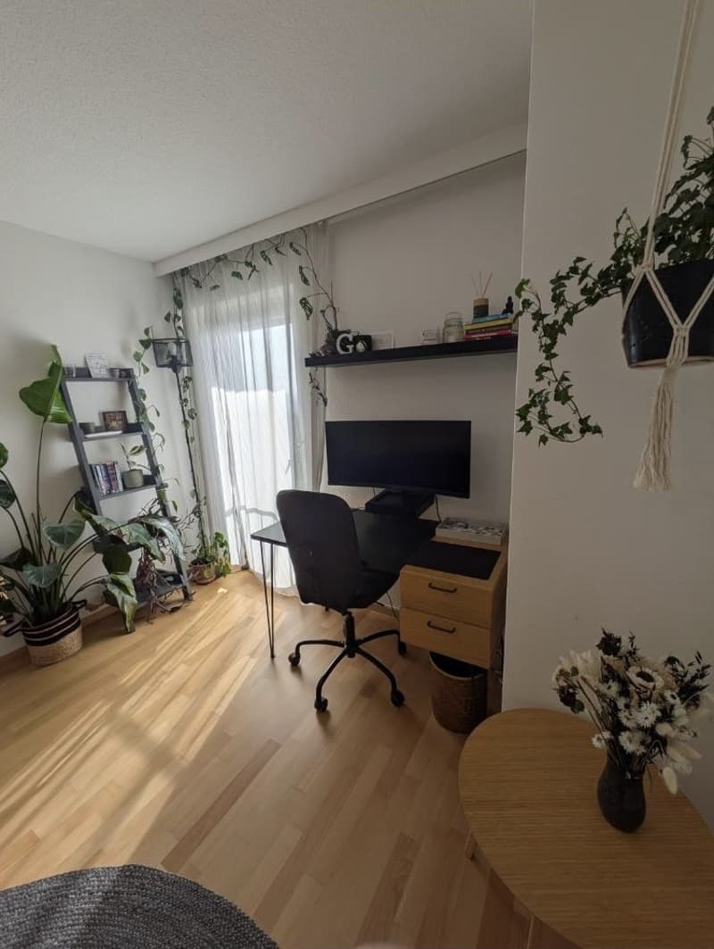 Dein Zimmer (untere Etage)