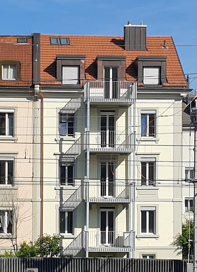 Stilvolle 4.5 Zimmer Wohnung (6)
