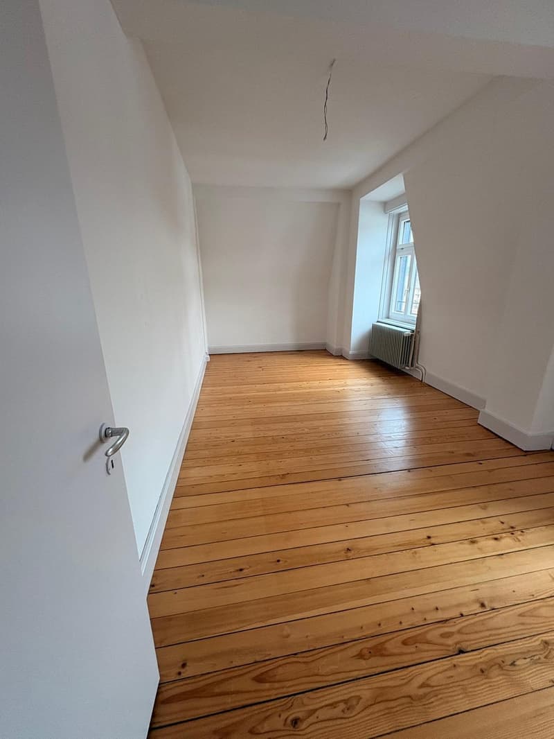 Charmante zentrale 2 ½-Zimmer-Wohnung im 3. OG in Affoltern am Albis per 1.9.2026 (2)