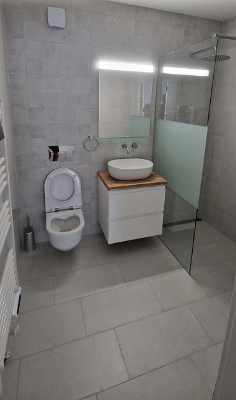 2.5-Zimmer rennovierte Altbau Wohnung (5)