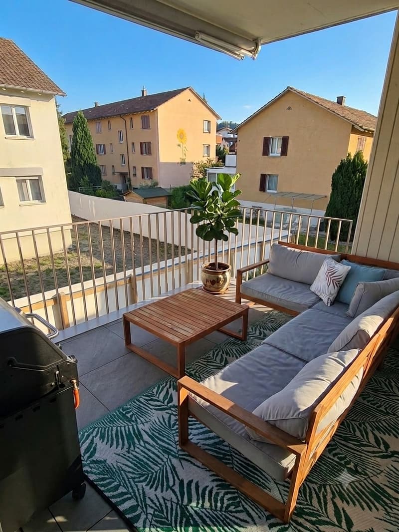 Moderne 4.5-Zimmer-Wohnung im Eigentumsstandard (8)
