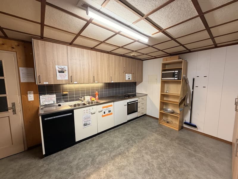 Möbliertes Zimmer in Altdorf CHF 795 inkl. NK & Internet ab Mitte Oktober (4)