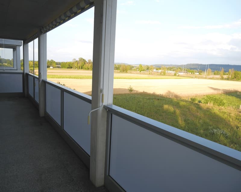 Appartement 4.5 pièces avec terrasse à Saint-Aubin Fribourg (2)
