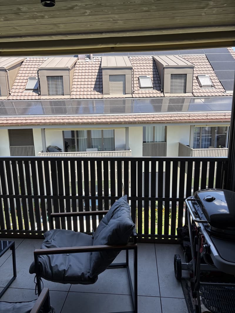 Dachwohnung In Adetswil (2)