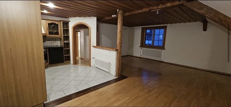 rustikale 3.5-Zimmer Wohnung mit 1 monat miete frei (8)