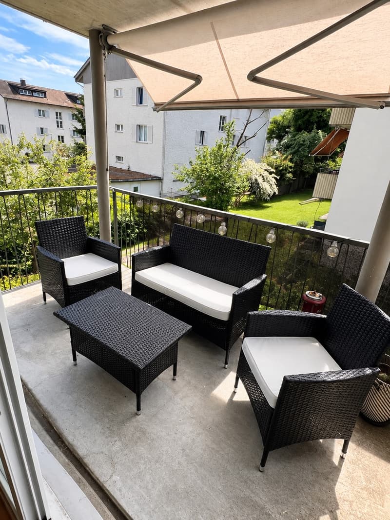 Helles Zimmer in grosszügiger 3er-WG  106 m², grosser Balkon & top angebunden (9)