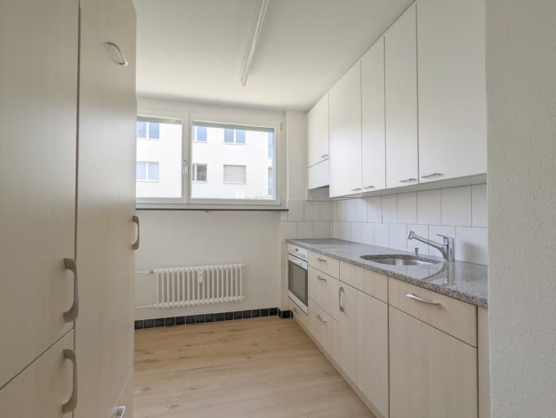 Helle geräumige 3-Zimmer Wohnung in Sissach (3)