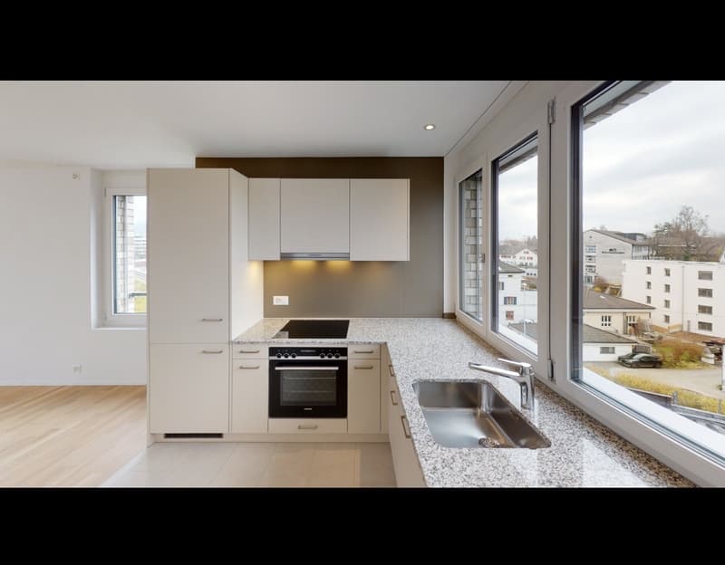 2 1/2 Zimmer Wohnunh (3)