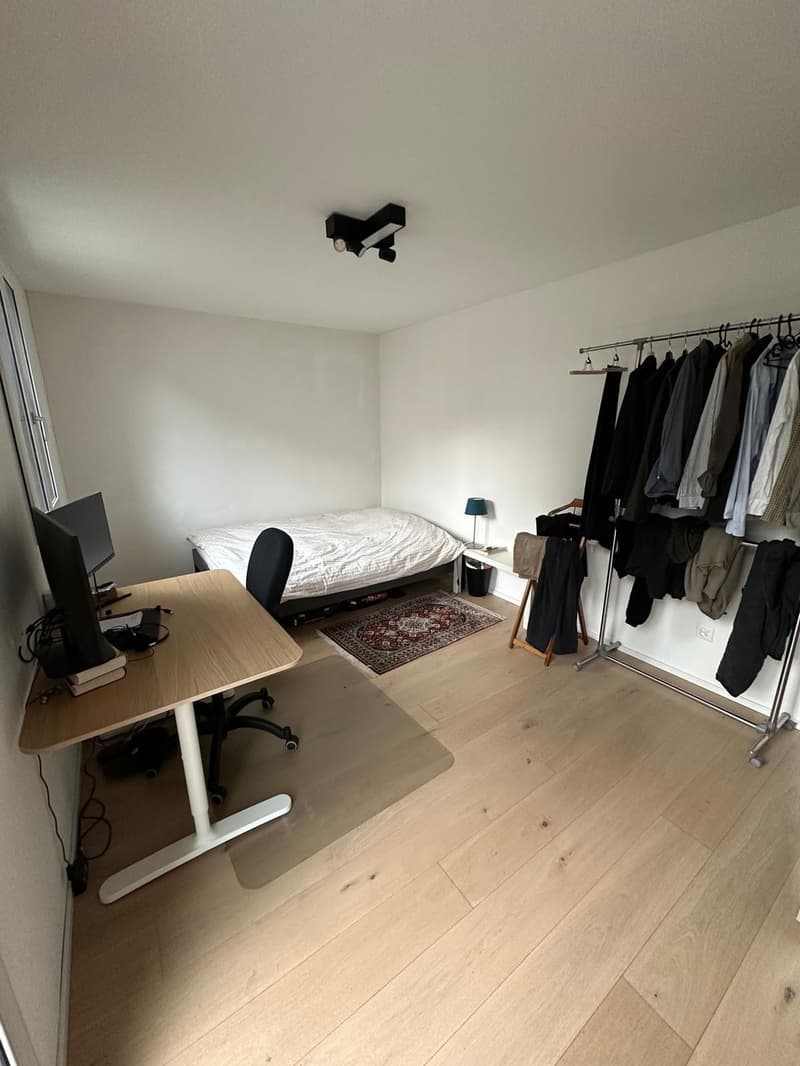 Zimmer mit privatem Balkon in Maisonette Wohnung 3er-WG (10)