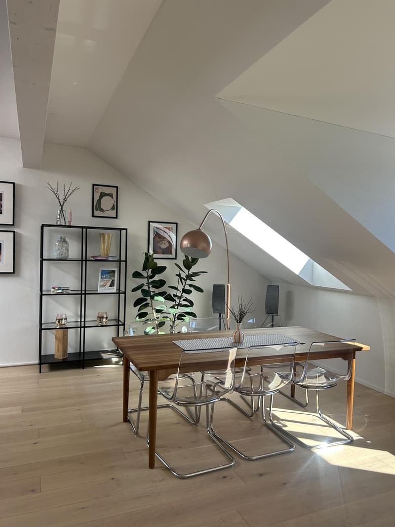 Zimmer mit privatem Balkon in Maisonette Wohnung 3er-WG (3)