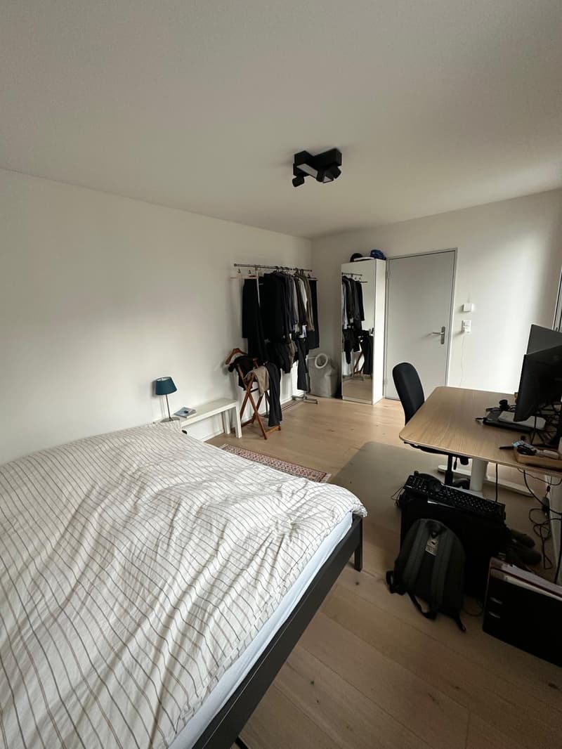 Zimmer mit privatem Balkon in Maisonette Wohnung 3er-WG (11)