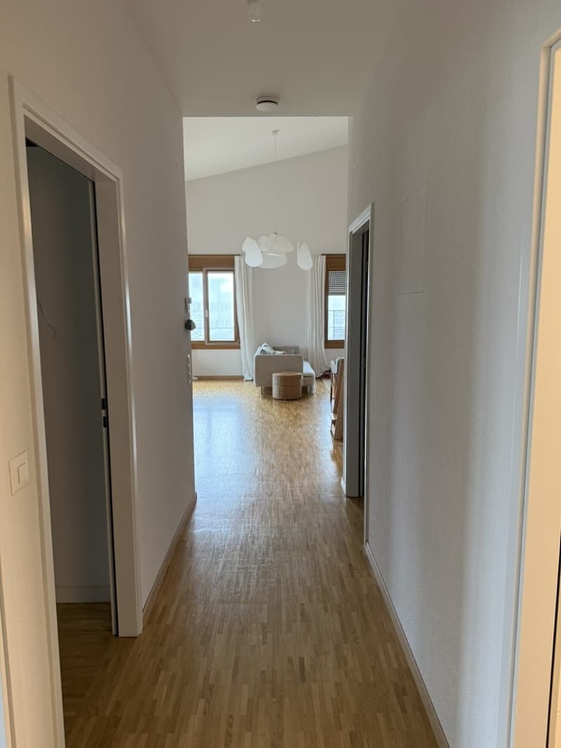 Appartement 5 pièces 3 chambres 2 salles de bains Balcon Place de parking obligatoire (7)