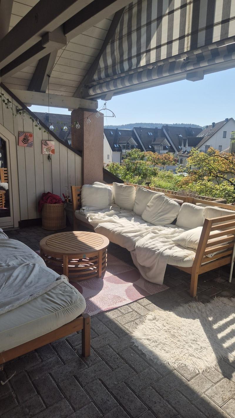 Schönes Dachgeschoss WG Zimmer im.Herzen von Bülach (4)