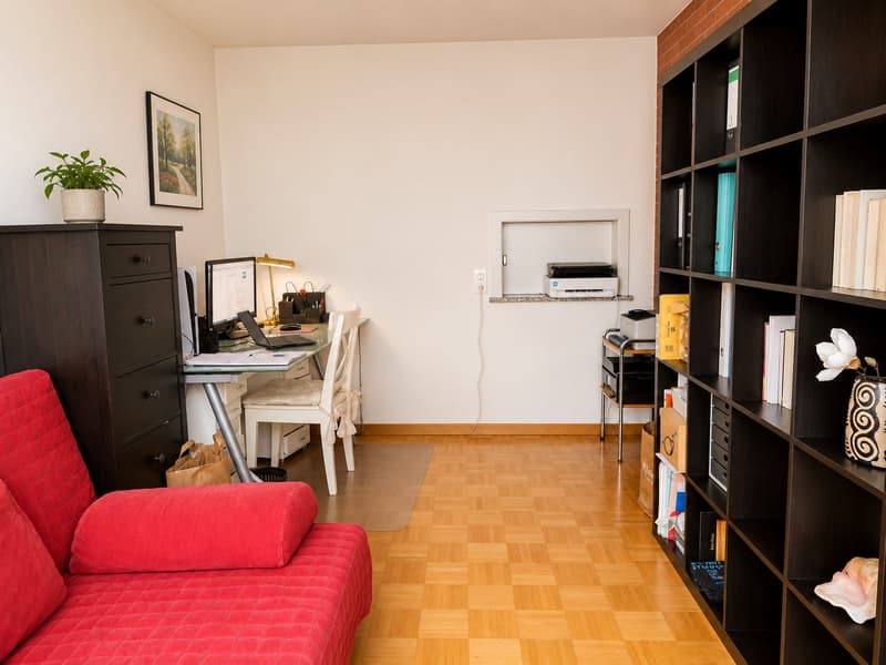 Helle Wohnung mit Kamin und Seesicht (8)