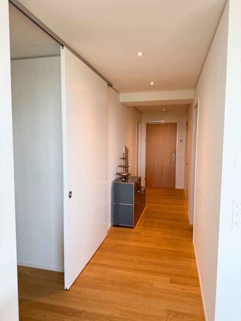 Exklusive 4.5-Zimmer-Wohnung in Eigentumsstandard atemberaubender Ausblick auf den Rheinfall" (8)