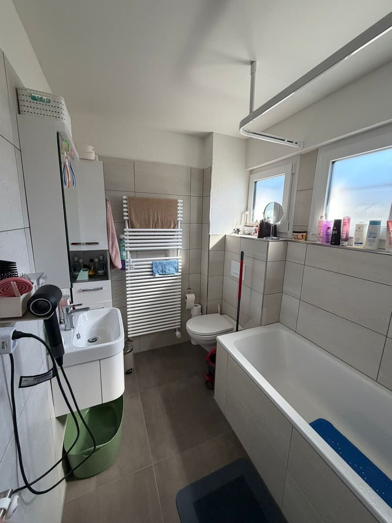 2 ½ Zimmer-Wohnung, 8915 Weiningen (6)