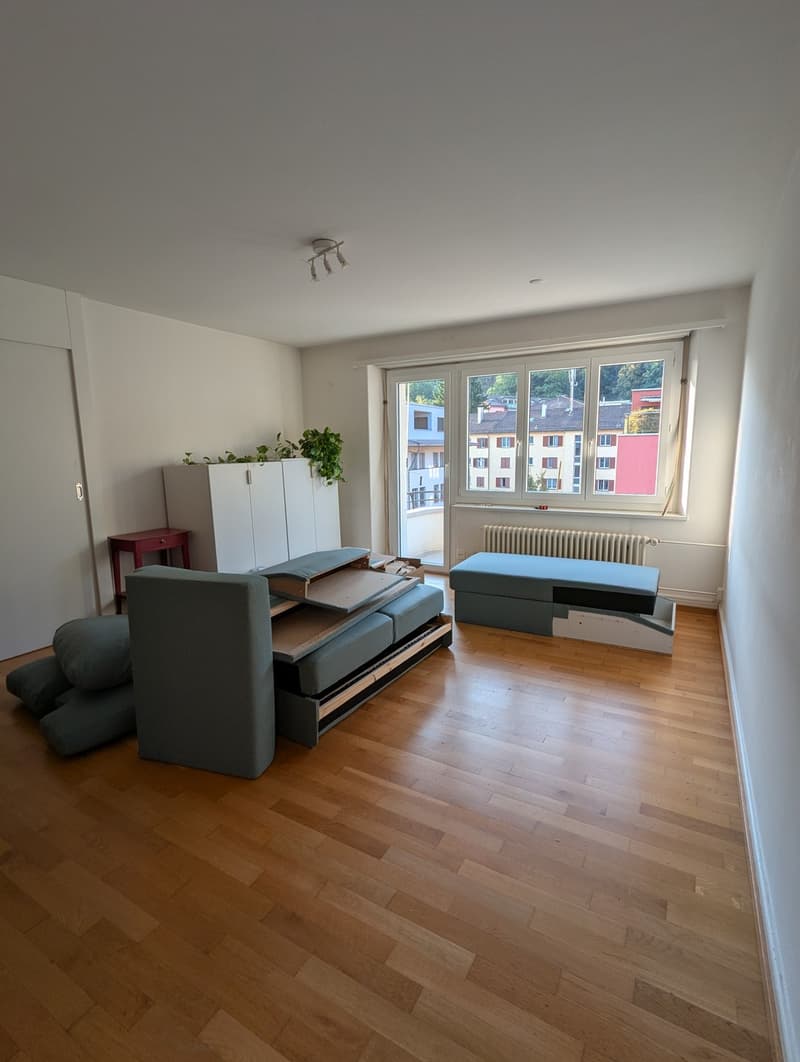 Separates Büro + Schlafzimmer in 2er WG (7)