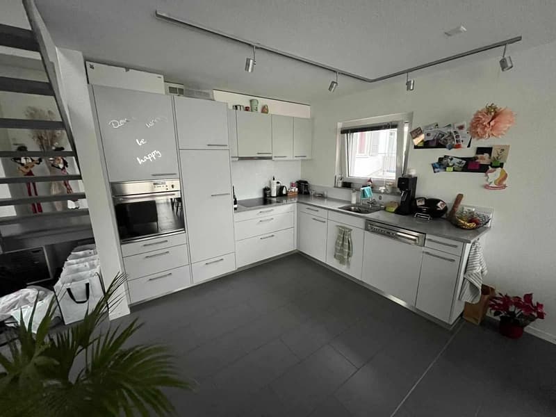 Duplex 2.5 pièces à Gals  2 places de parc  CHF 1'500 charges comprises (2)