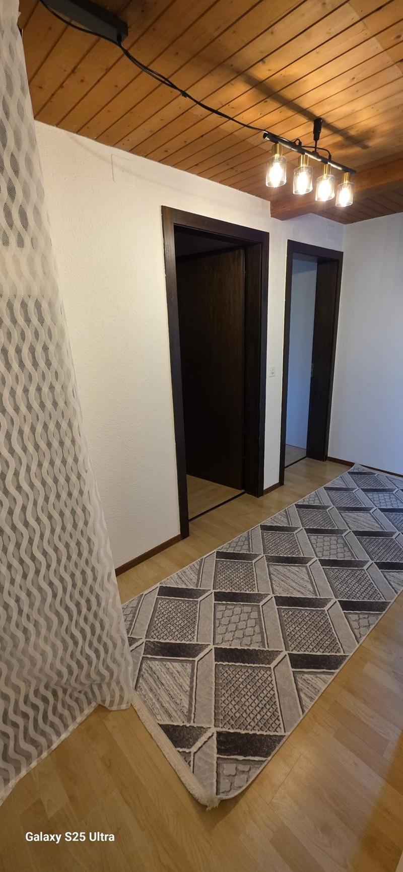 Nachmieter gesucht 6244 LuzernFür unser schönes, großes und ruhiges Zuhause an der **Im Winkel 8, 6244 Luzern**, suchen wir **ab sofort einen Nachmieter**. **3.5-Zimmer-Wohnung** Sehr ruhige und dennoch zentrale Lage Kita sowie Primar- und Sekundarschul (3)