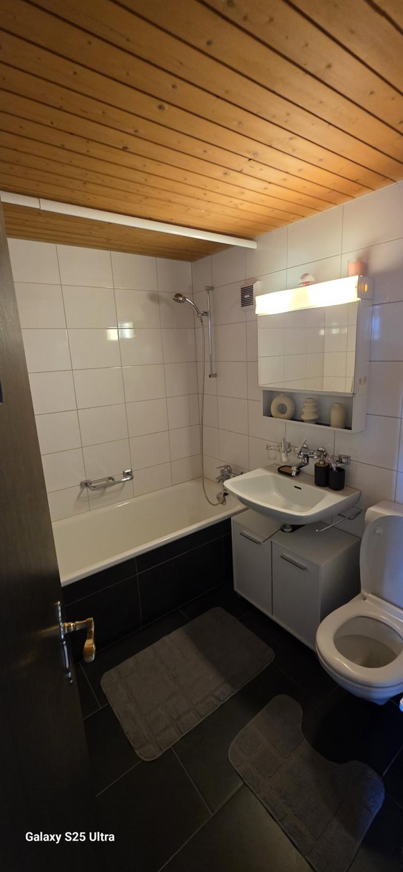 Nachmieter gesucht 6244 LuzernFür unser schönes, großes und ruhiges Zuhause an der **Im Winkel 8, 6244 Luzern**, suchen wir **ab sofort einen Nachmieter**. **3.5-Zimmer-Wohnung** Sehr ruhige und dennoch zentrale Lage Kita sowie Primar- und Sekundarschul (7)