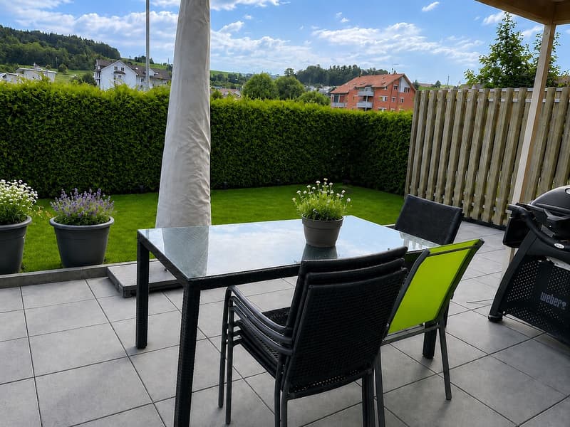 Helle 3.5-Zimmer-Gartenwohnung mit grosszügigem Sitzplatz in Bazenheid (10)