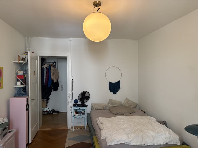 1 Zimmer (2)