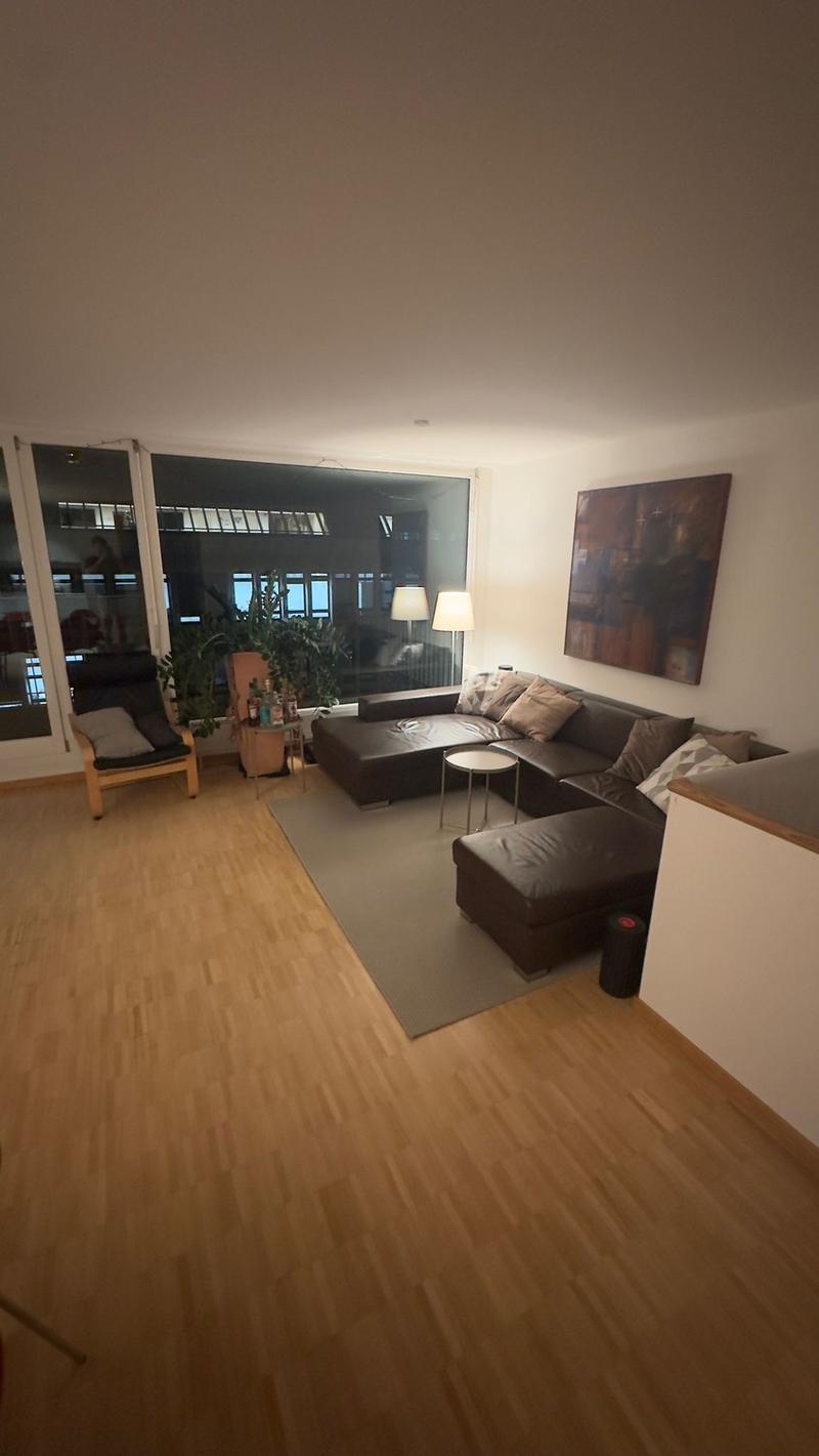 Möbliertes Zimmer in 4er-WG über zwei Stockwerke 2 Min zum Bahnhof, top ausgestattet (7)